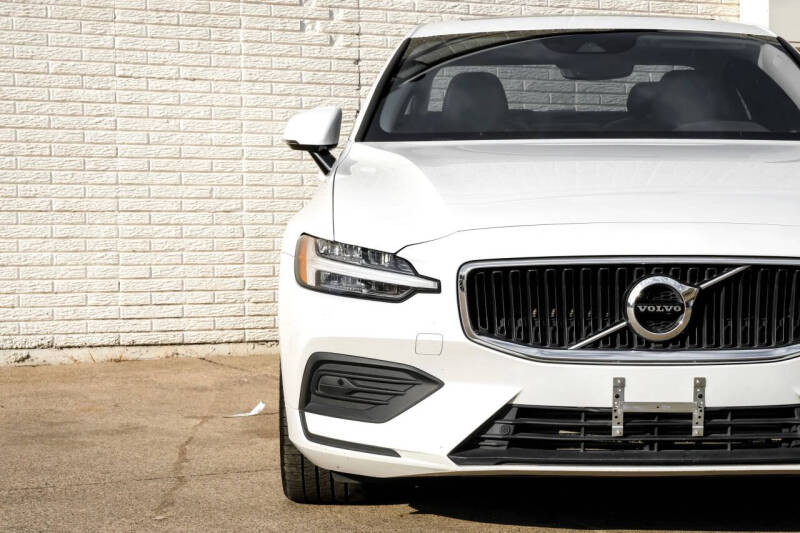 2020 Volvo S60 T5 Momentum