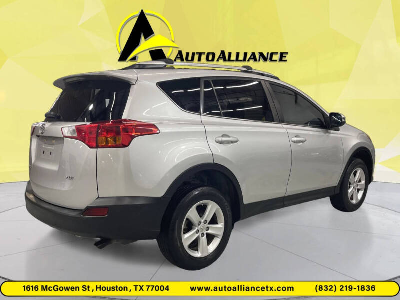 2014 Toyota RAV4 XLE