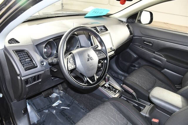 2024 Mitsubishi Outlander Sport LE