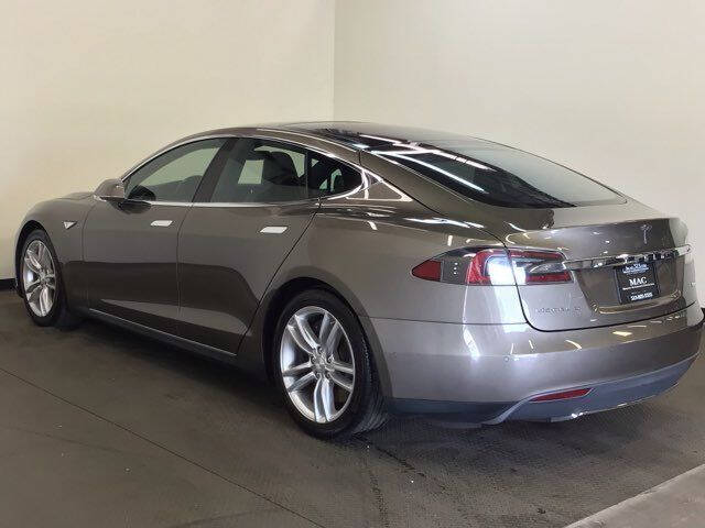2015 Tesla Model S 85D
