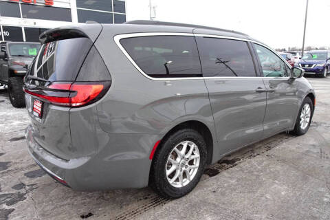 2022 Chrysler Pacifica Touring L