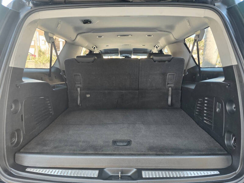 2018 Chevrolet Suburban LT