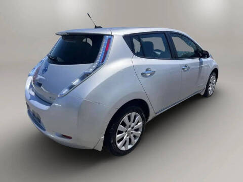 2014 Nissan LEAF S