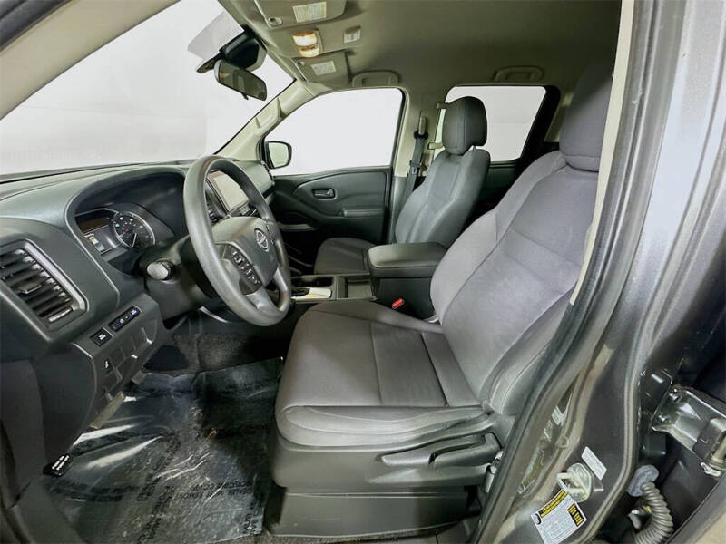 2022 Nissan Frontier S