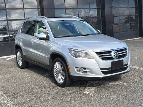 2011 Volkswagen Tiguan SEL 4Motion