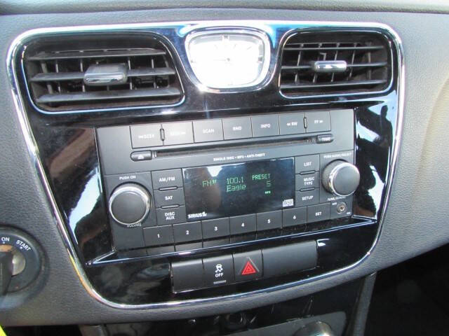 2012 Chrysler 200 Touring