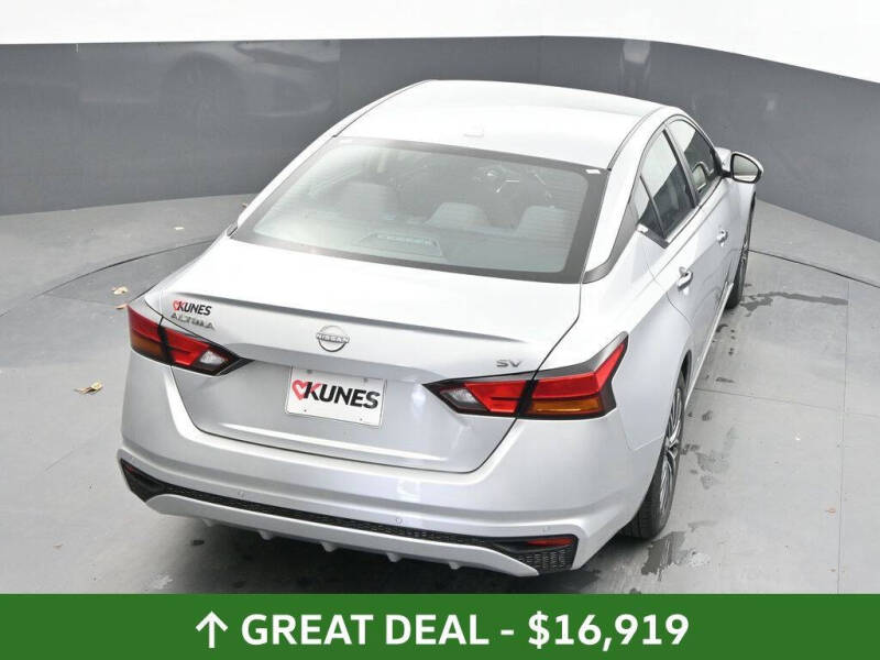 2023 Nissan Altima 2.5 SV