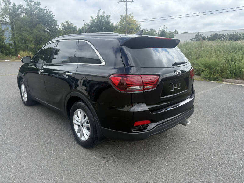 2019 Kia Sorento LX