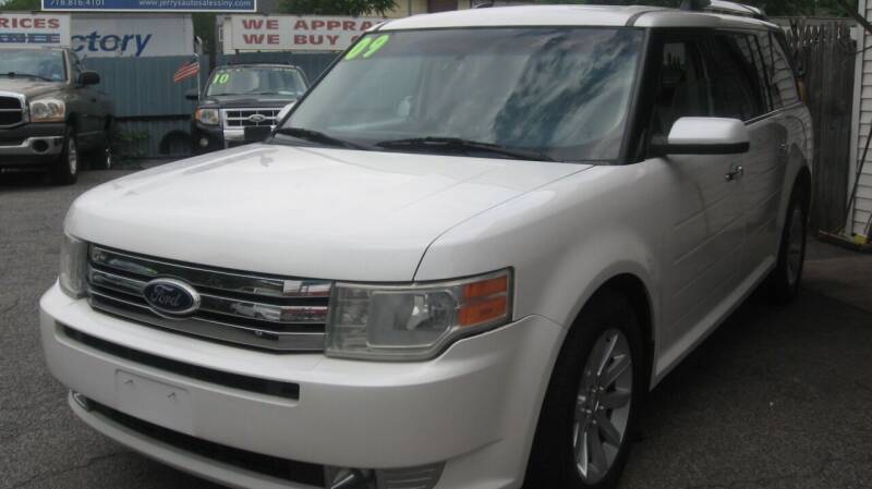 2009 Ford Flex for sale at JERRY'S AUTO SALES in Staten Island NY