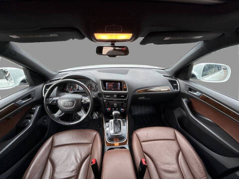 2015 Audi Q5 2.0T quattro Premium Plus