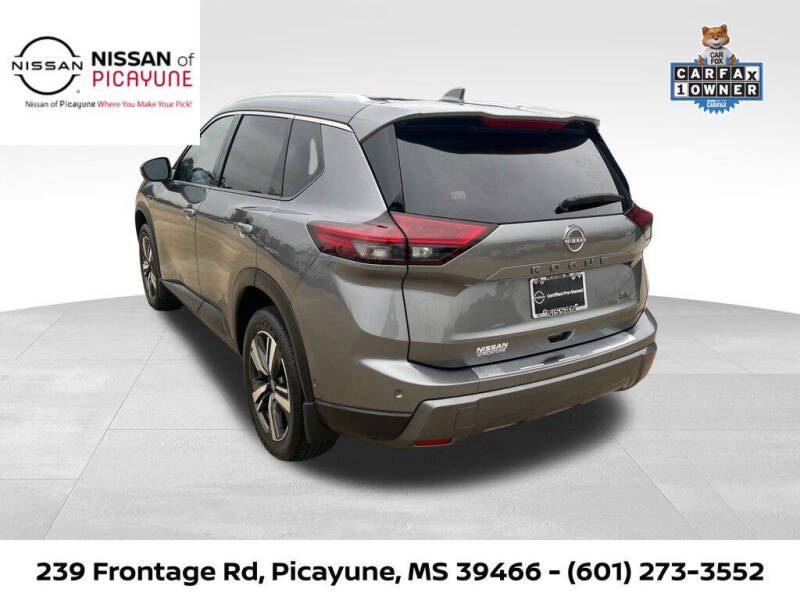 2025 Nissan Rogue SL
