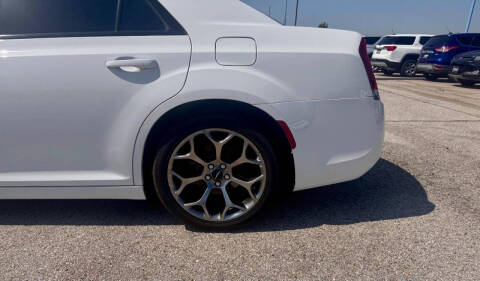 2018 Chrysler 300 Touring