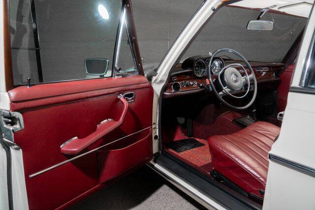 1973 Mercedes-Benz 280-Class