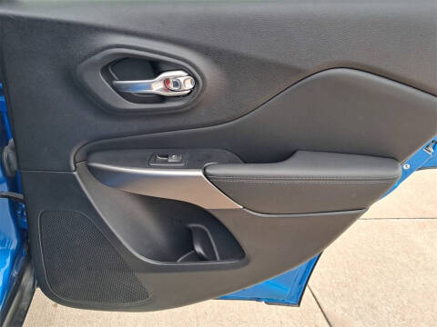 2022 Jeep Cherokee Latitude Lux