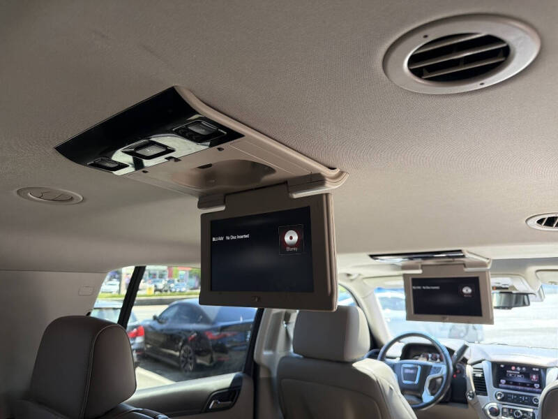 2015 GMC Yukon XL SLT