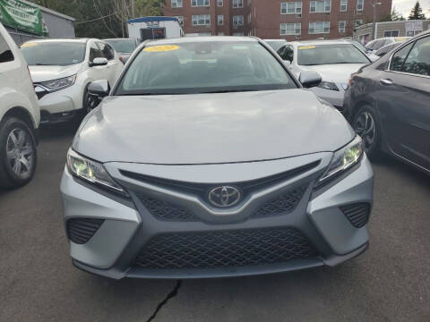 2020 Toyota Camry for sale at OFIER AUTO SALES in Freeport NY