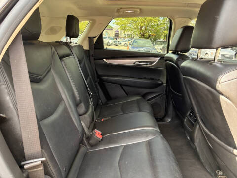 2017 Cadillac XT5 Premium Luxury