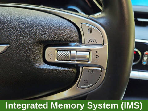 2023 Genesis GV70 2.5T Standard