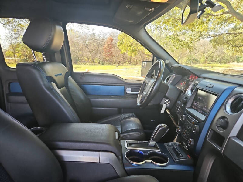 2013 Ford F-150 SVT Raptor photo 26