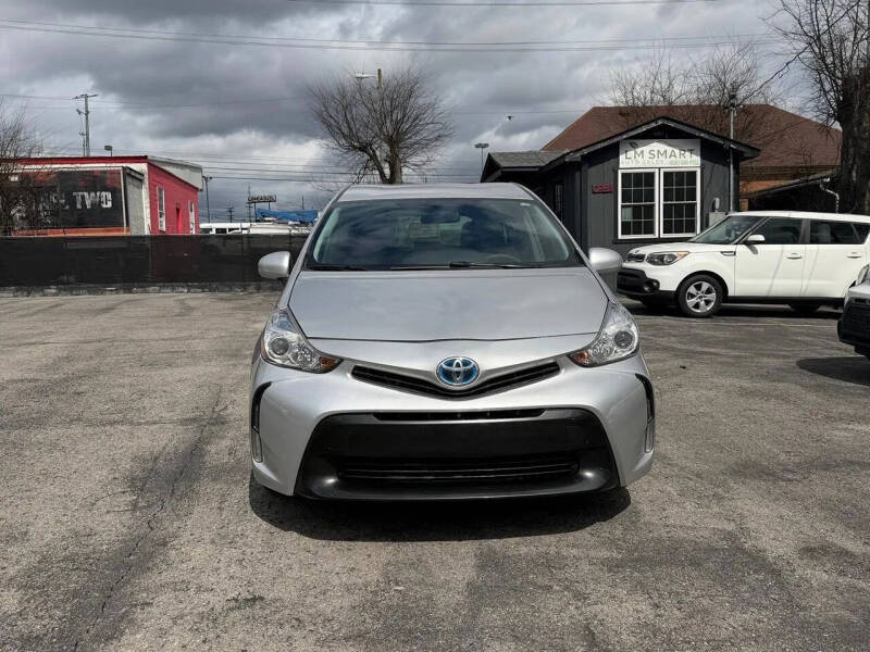 2015 Toyota Prius v Three