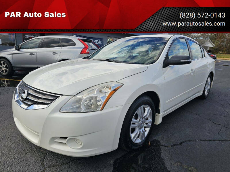 2010 Nissan Altima S photo 1