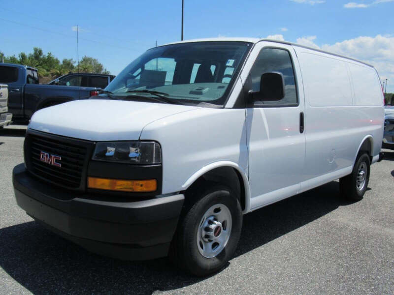 2026 GMC Savana 2500