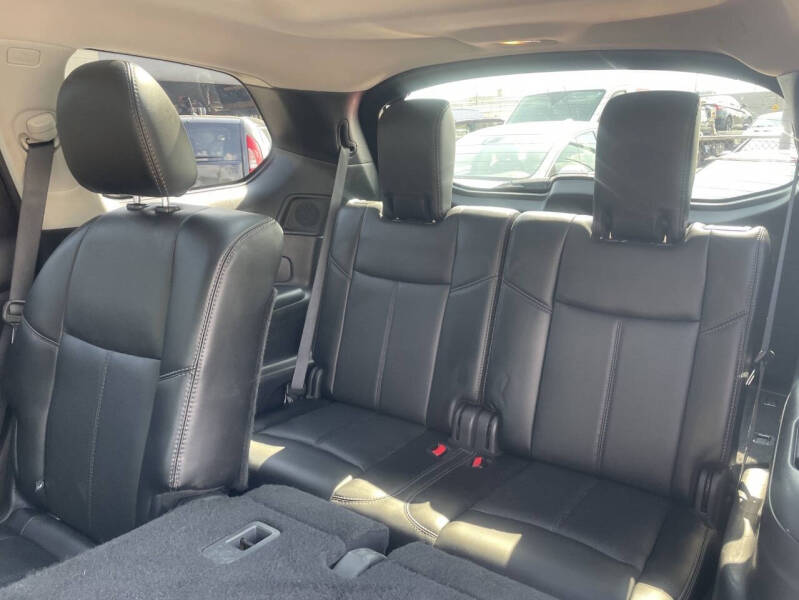 2014 Nissan Pathfinder Platinum