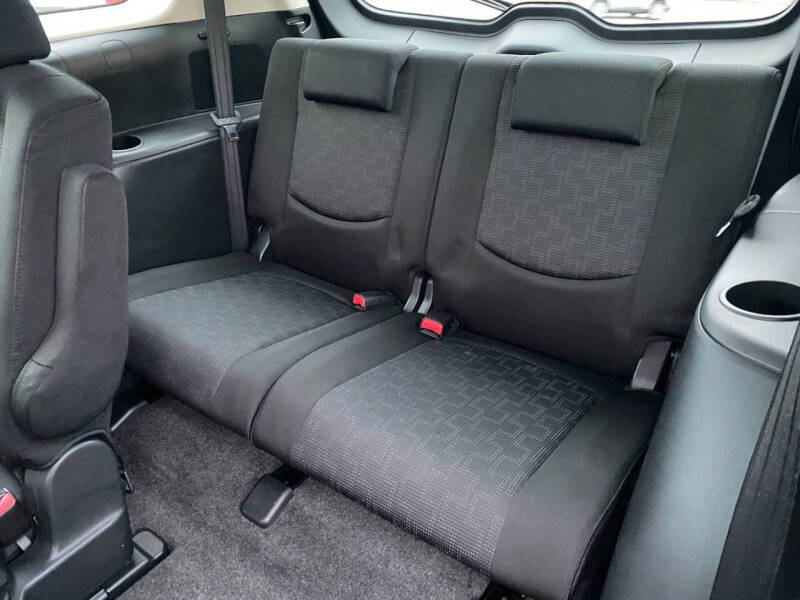 2010 Mazda MAZDA5 Sport