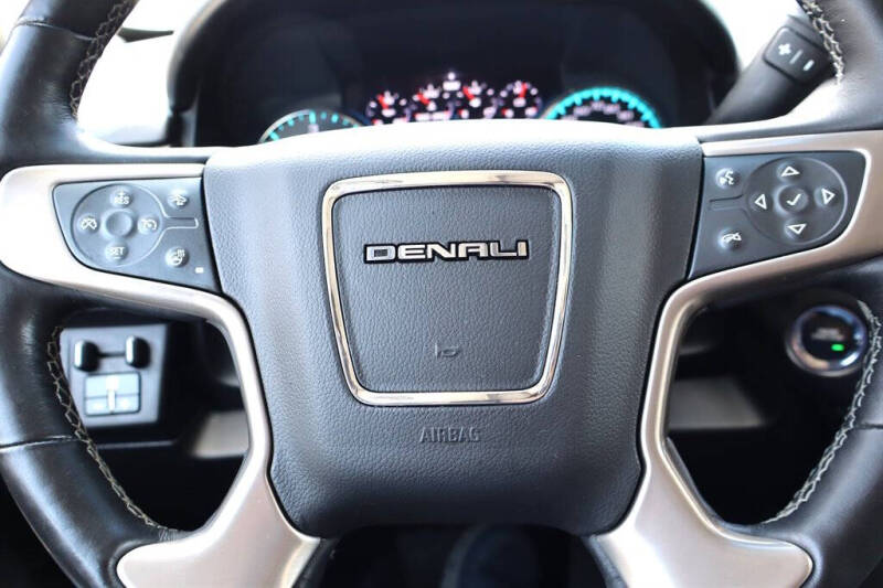 2017 GMC Yukon XL Denali