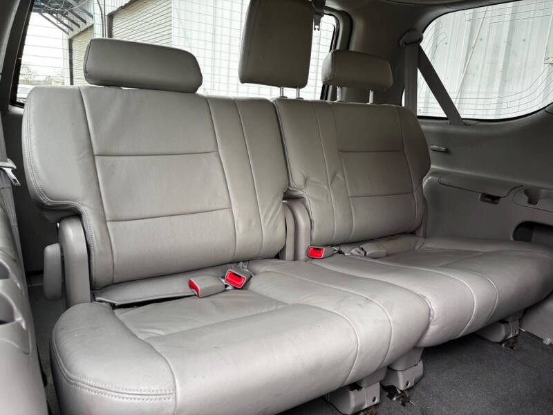 2006 Toyota Sequoia SR5