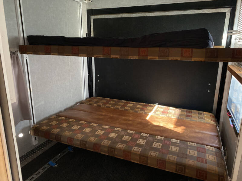 2008 Keystone RV Raptor