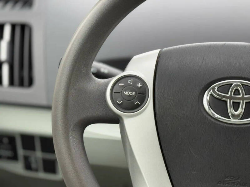 2010 Toyota Prius II