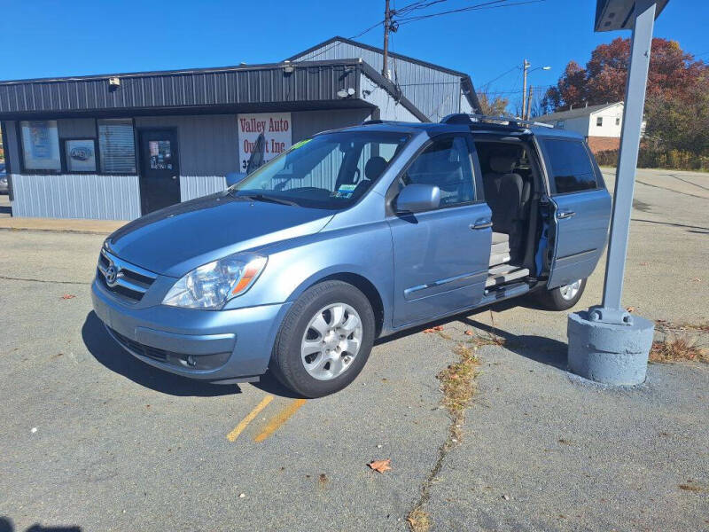 2007 Hyundai Entourage GLS