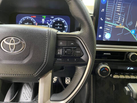 2025 Toyota Tacoma TRD Sport HV