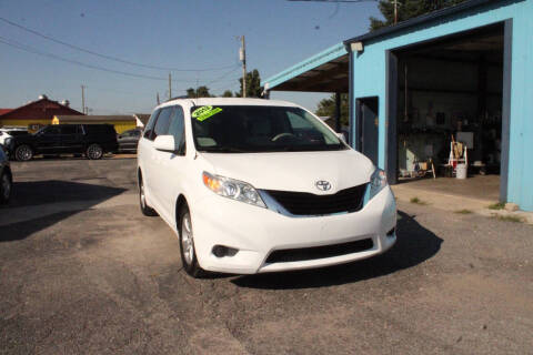 2012 Toyota Sienna