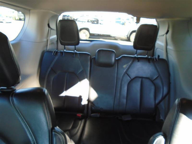 2021 Chrysler Voyager LXi