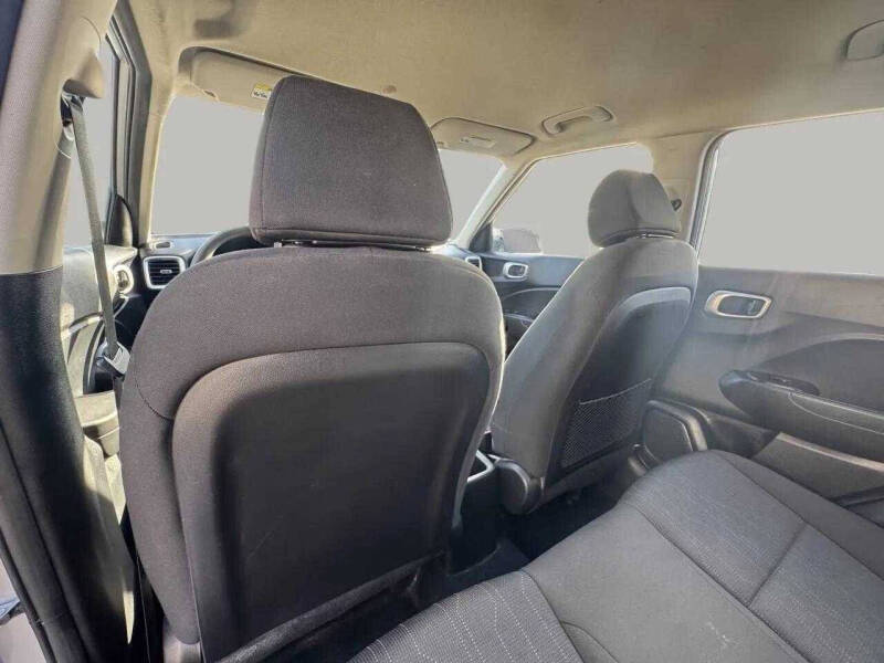 2021 Hyundai Venue SE