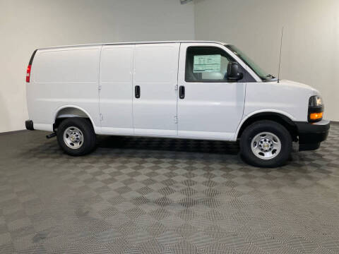 2025 Chevrolet Express 2500