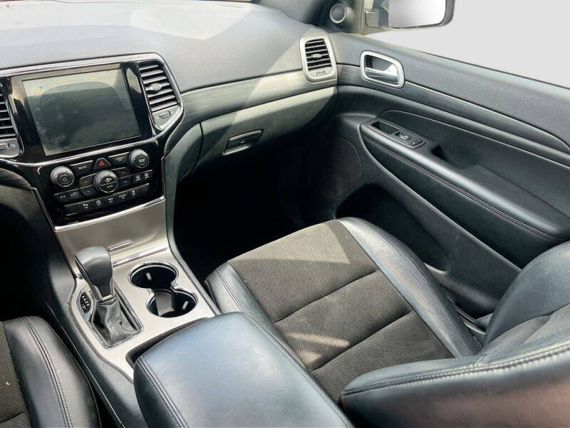 2020 Jeep Grand Cherokee Altitude