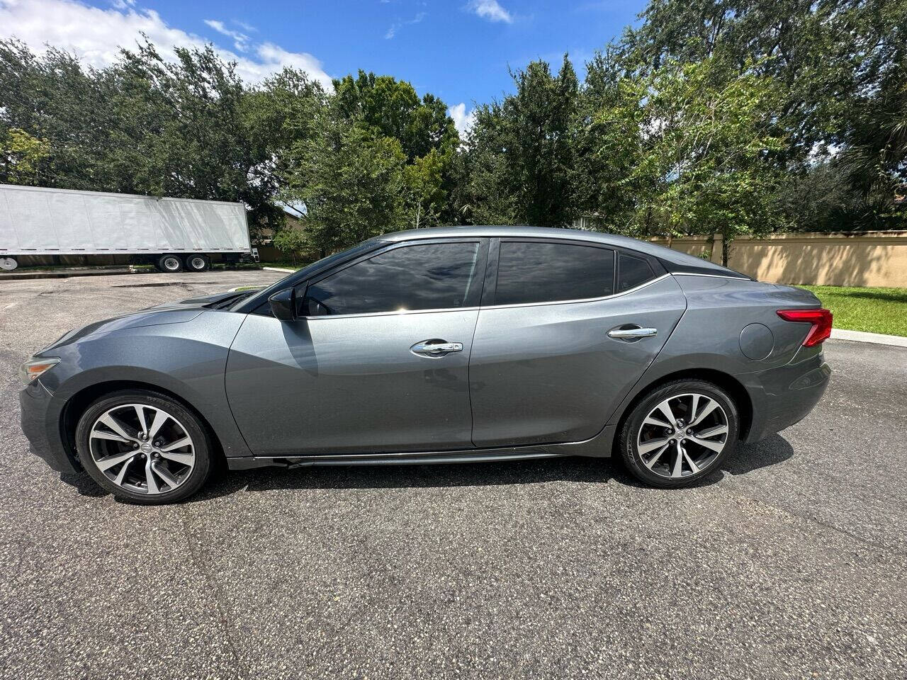 2016 NISSAN Maxima Sedan - $12,999