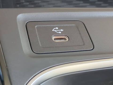 2025 Mercedes-Benz GLB GLB 250