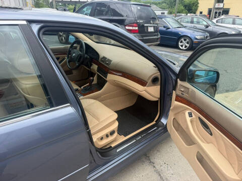2001 BMW 5 Series 530i