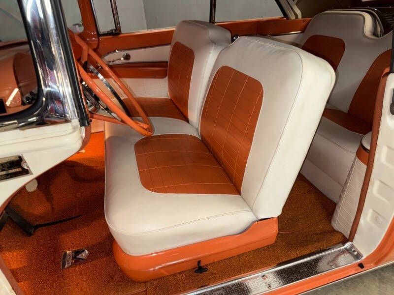 1956 Ford Sunliner
