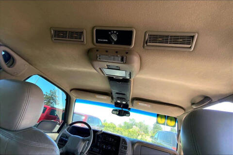 2000 Cadillac Escalade