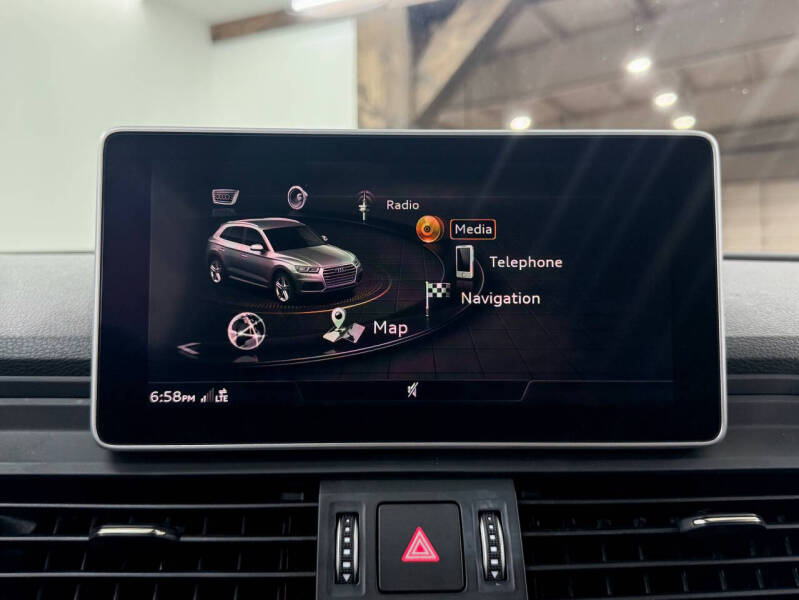 2018 Audi Q5 2.0T quattro Premium Plus