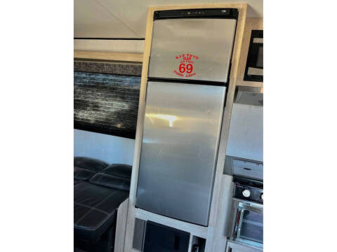 2021 PROWLER 240RB PROWLER