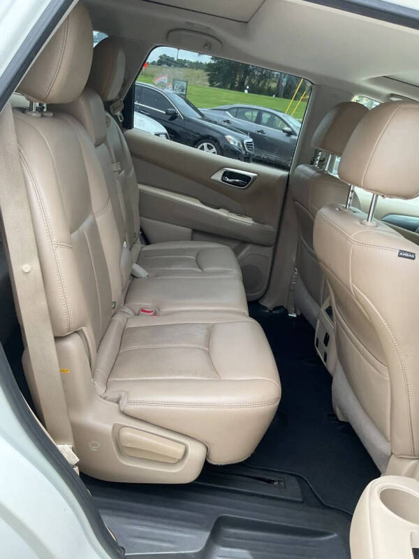 2017 Nissan Pathfinder