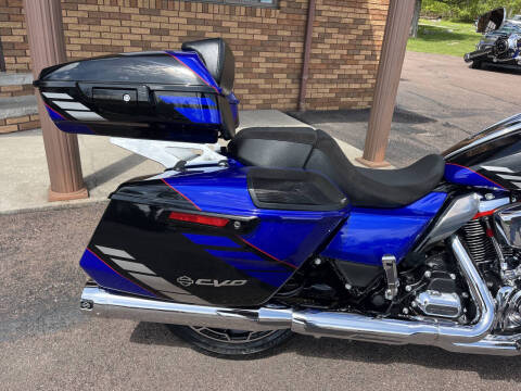 2025 Harley Davidson Road Glide CVO
