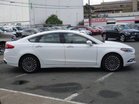 2017 Ford Fusion SE