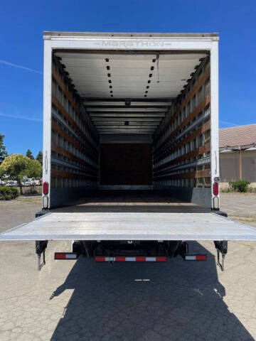 2020 Hino 268A